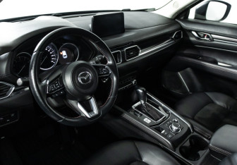 Подержанный автомобиль Mazda CX-5 2021 года (11 фото)
