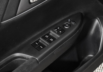 Подержанный автомобиль Honda Accord Sedan 2013 года (11 фото)