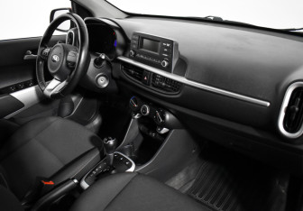 Подержанный автомобиль Kia Picanto 2018 года (12 фото)