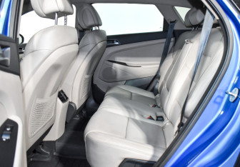 Подержанный автомобиль Hyundai Tucson 2017 года (14 фото)