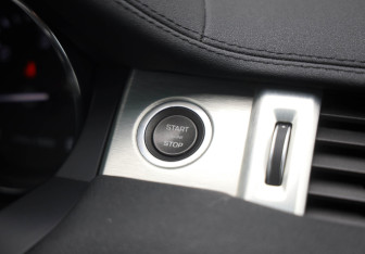 Подержанный автомобиль Land Rover Range Rover Evoque 2015 года (17 фото)