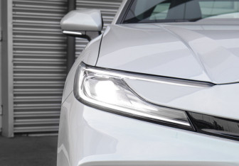 Новый Toyota Camry Sedan 2025 (8 фото)