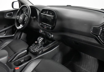 Подержанный автомобиль Kia Soul 2019 года (16 фото)