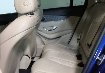 Подержанный автомобиль Mercedes-Benz GLC Coupe 2018 года (19 фото)