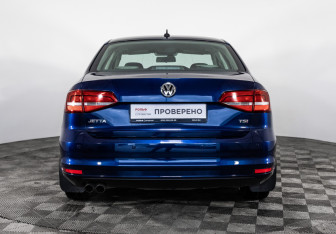 Подержанный автомобиль Volkswagen Jetta Sedan 2015 года (6 фото)