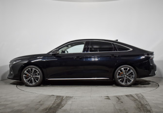 Подержанный автомобиль Chery Arrizo 8 2023 года (8 фото)