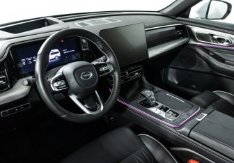 Подержанный автомобиль GAC GS8 2023 года (11 фото)