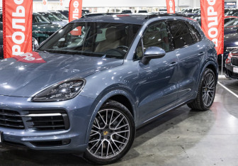 Подержанный автомобиль Porsche Cayenne 2018 года (3 фото)