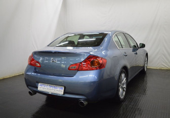 Подержанный автомобиль Infiniti G Sedan 2010 года (5 фото)