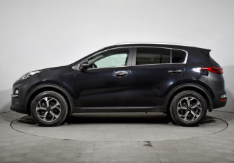 Подержанный автомобиль Kia Sportage 2021 года (8 фото)
