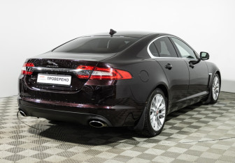 Подержанный автомобиль Jaguar XF Sedan 2015 года (5 фото)
