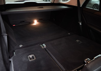 Подержанный автомобиль Mercedes-Benz GLE 2016 года (28 фото)