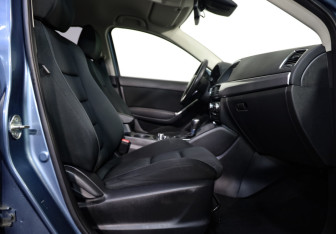 Подержанный автомобиль Mazda CX-5 2016 года (18 фото)