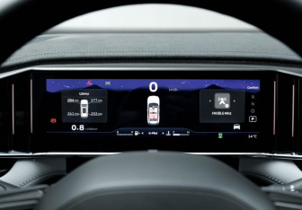 Новый Geely Atlas 2025 (16 фото)