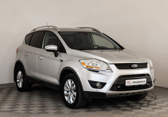 Подержанный автомобиль Ford Kuga 2011 года (3 фото)