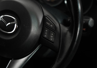 Подержанный автомобиль Mazda CX-5 2014 года (11 фото)