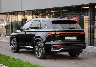 Подержанный автомобиль Geely Monjaro 2022 года (8 фото)