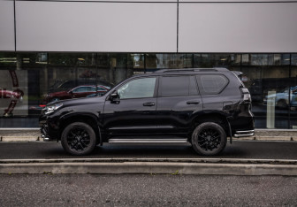 Подержанный автомобиль Toyota Land Cruiser Prado 2020 года (9 фото)