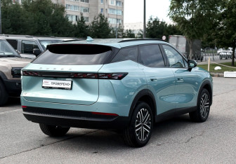 Подержанный автомобиль Omoda C7 2025 года (6 фото)