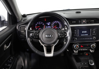Подержанный автомобиль Kia Rio Sedan 2021 года (9 фото)