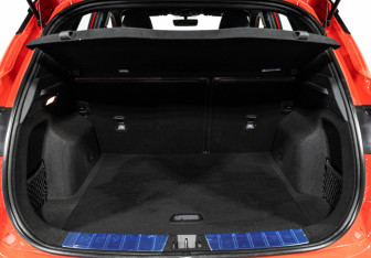 Подержанный автомобиль Geely Coolray 2023 года (23 фото)