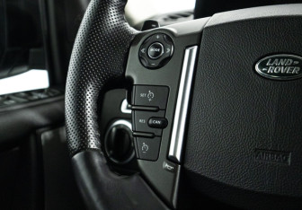 Подержанный автомобиль Land Rover Discovery 2014 года (22 фото)