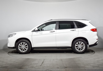 Подержанный автомобиль Haval M6 2023 года (8 фото)
