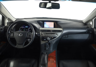 Подержанный автомобиль Lexus RX 2011 года (10 фото)