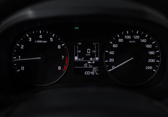 Подержанный автомобиль Hyundai Creta 2018 года (12 фото)