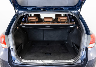 Подержанный автомобиль Hyundai i40 Wagon 2017 года (22 фото)