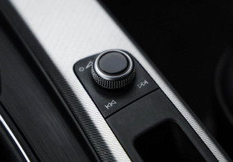 Подержанный автомобиль Audi A4 Sedan 2016 года (21 фото)