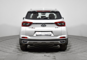 Подержанный автомобиль Chery Tiggo 4 Pro 2024 года (6 фото)