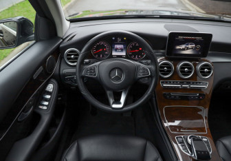 Подержанный автомобиль Mercedes-Benz GLC Coupe 2016 года (14 фото)