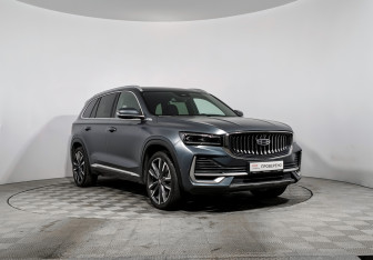 Подержанный автомобиль Geely Monjaro 2024 года (3 фото)