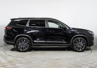 Подержанный автомобиль Chery Tiggo 8 Pro Max 2024 года (4 фото)