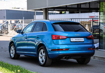 Подержанный автомобиль Audi Q3 2016 года (8 фото)