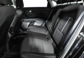 Подержанный автомобиль Kia Cerato Sedan 2019 года (10 фото)