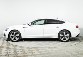 Подержанный автомобиль Audi A5 Liftback 2020 года (8 фото)