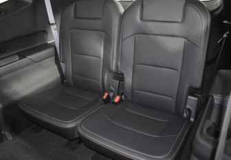 Подержанный автомобиль Geely Okavango 2024 года (12 фото)