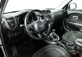 Подержанный автомобиль Kia Soul 2016 года (11 фото)