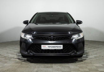 Подержанный автомобиль Toyota Camry Sedan 2016 года (2 фото)