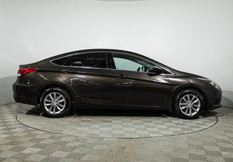 Подержанный автомобиль Hyundai i40 Sedan 2016 года (4 фото)
