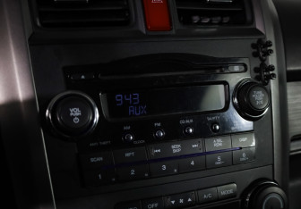 Подержанный автомобиль Honda CR-V 2008 года (17 фото)