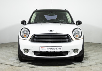 Подержанный автомобиль MINI Countryman 2014 года (2 фото)