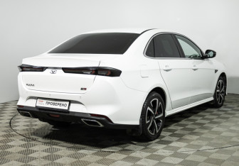 Подержанный автомобиль Kaiyi E5 2023 года (5 фото)