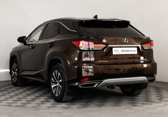 Подержанный автомобиль Lexus RX 2019 года (8 фото)