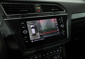 Подержанный автомобиль Volkswagen Tiguan 2017 года (16 фото)