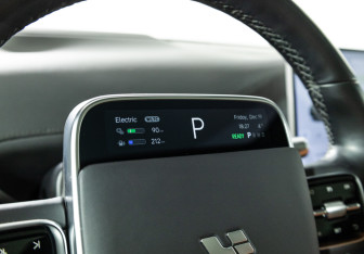 Подержанный автомобиль LiXiang L7 2024 года (12 фото)