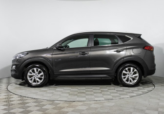 Подержанный автомобиль Hyundai Tucson 2018 года (8 фото)