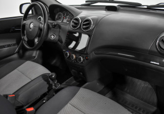 Подержанный автомобиль Ravon Nexia R3 2017 года (16 фото)